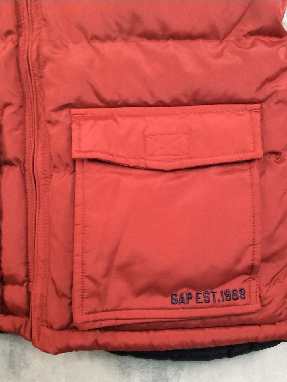 GAP kids reversible Red Quilted Puffer Vest size large 10-12